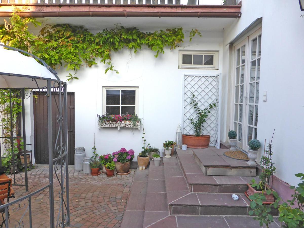 Ferienwohnung Stilvoll Urlaub machen! Dudenhofen Exterior foto